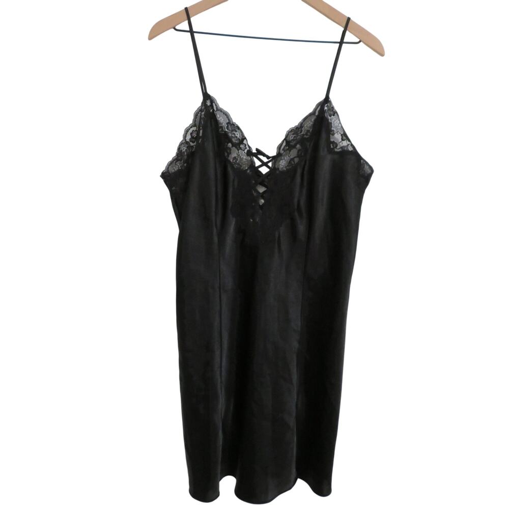 Frederick's of Hollywood Sz 1X Black Satin Slip Lace Trim Bow Detail Feminine